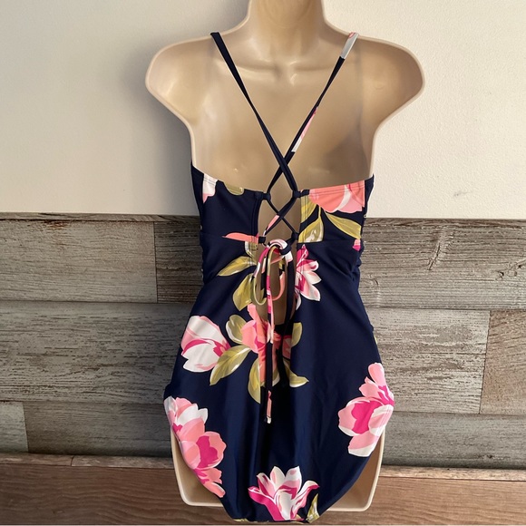 Isabel Maternity Tropical Floral One Piece Swimsuit Size Large - Picture 2 of 3
